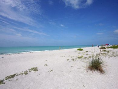 Three Bedroom Beach Condo on Sanibel.